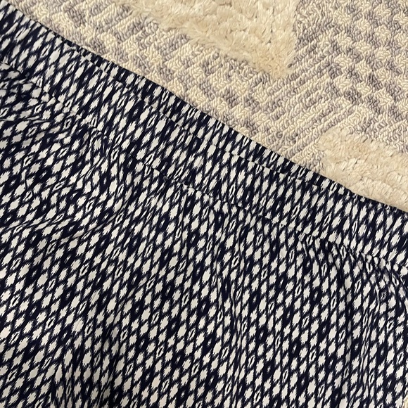 Vince Camuto Blue White Flowy Casual Pants Size 3X - Picture 4 of 4